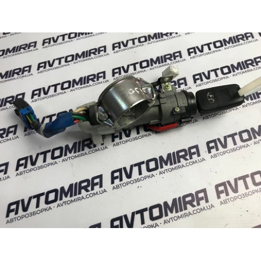 Замок зажигания Hyundai i30 1.6CRDI 2007-2012 819102L000